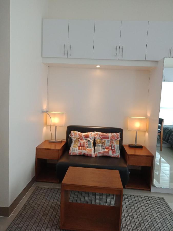 Mabolo Garden Flat A1 Rooftop Pool Near Ayala Mall Apartment Cebu ภายนอก รูปภาพ